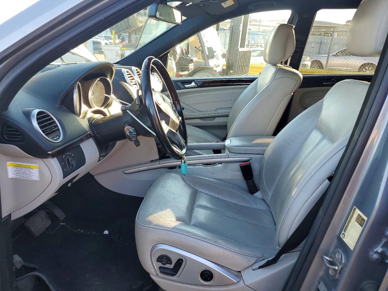 2010 MERCEDES-BENZ GL 350 BLUETEC photo 7