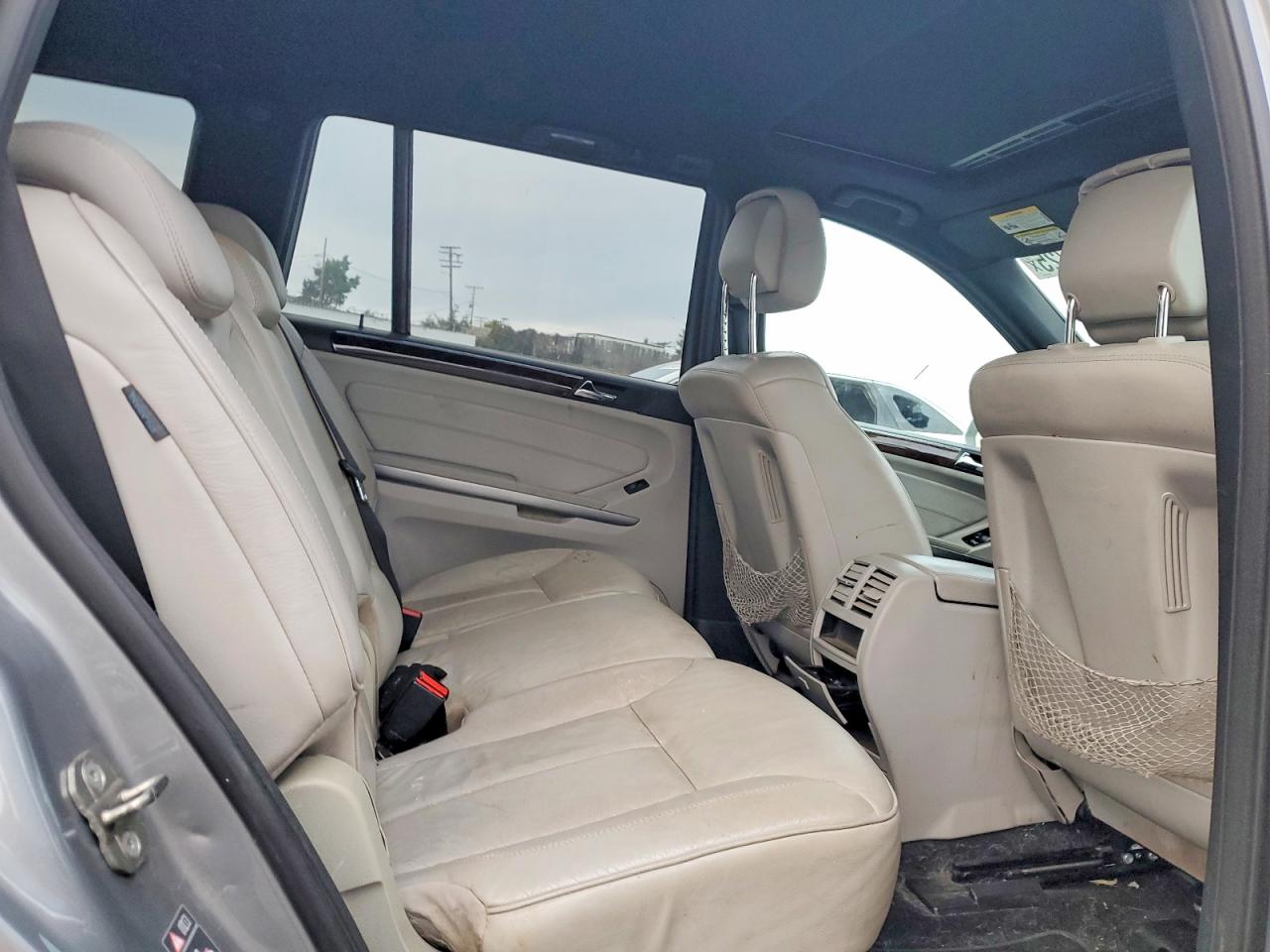 2010 MERCEDES-BENZ GL 350 BLUETEC photo 10