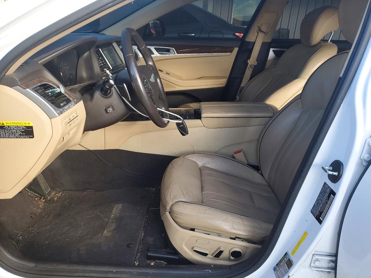 2015 HYUNDAI GENESIS 3.8L photo 7