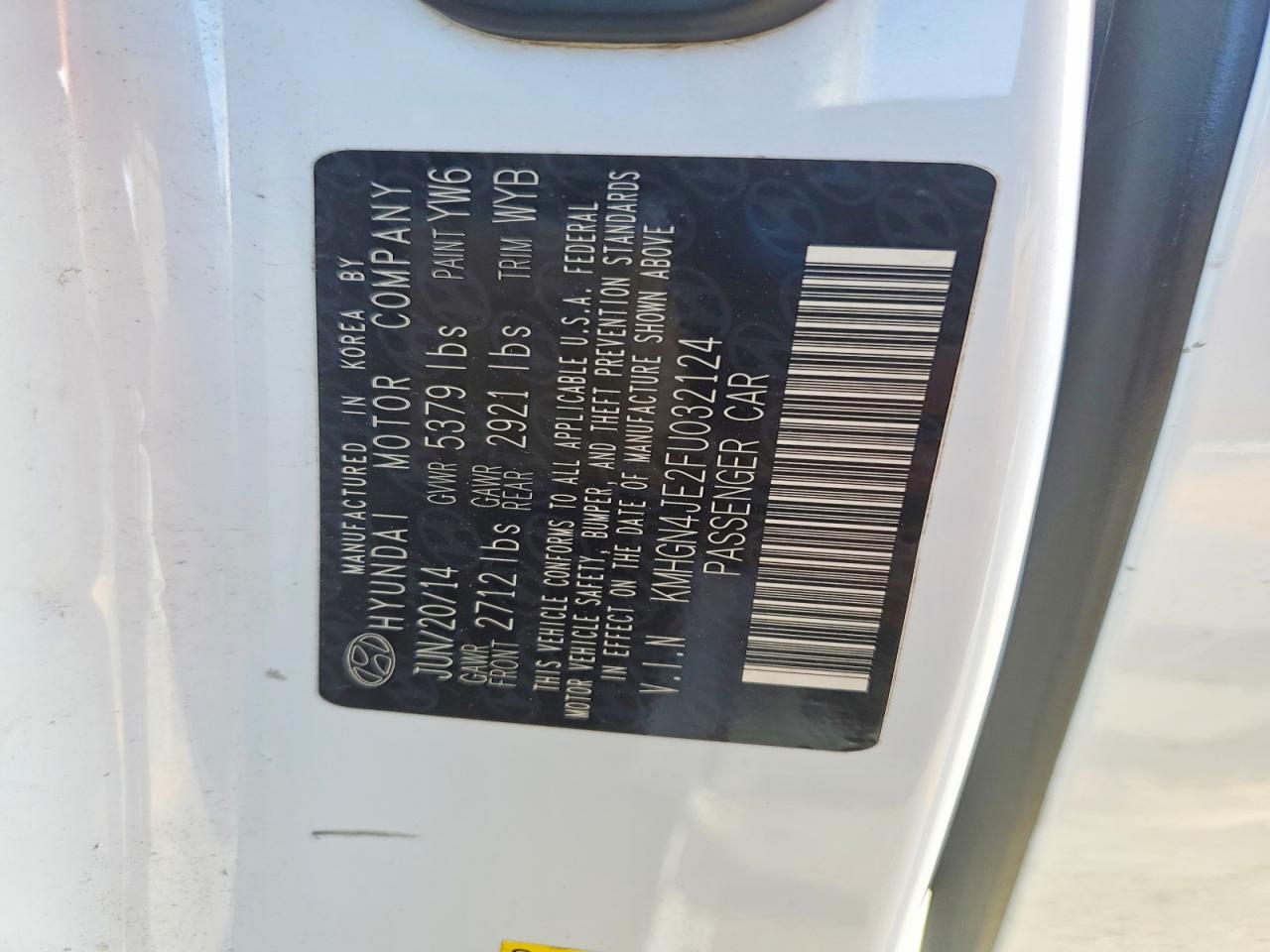 2015 HYUNDAI GENESIS 3.8L photo 12