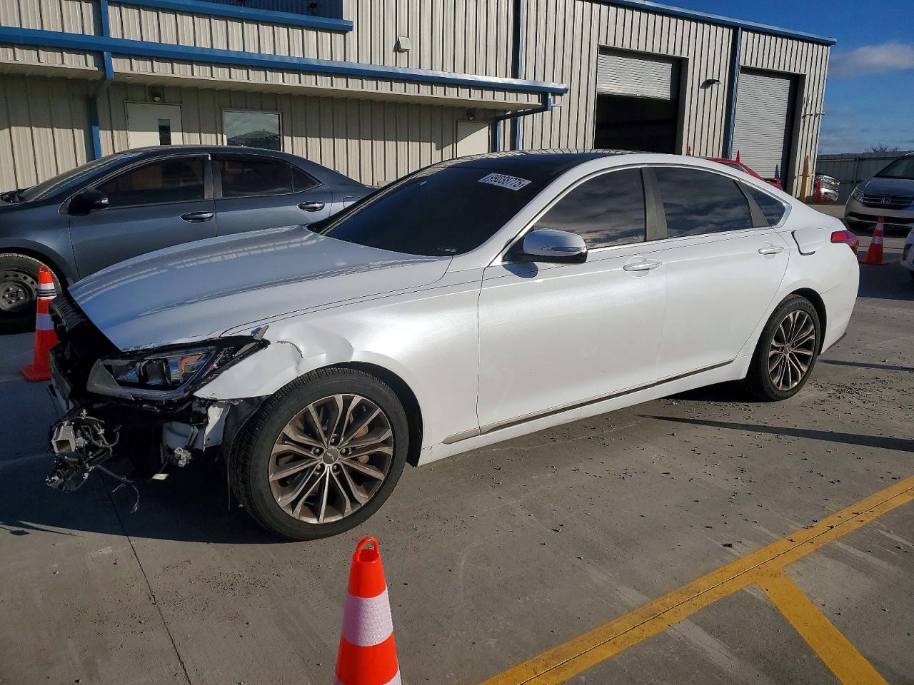 2015 HYUNDAI GENESIS