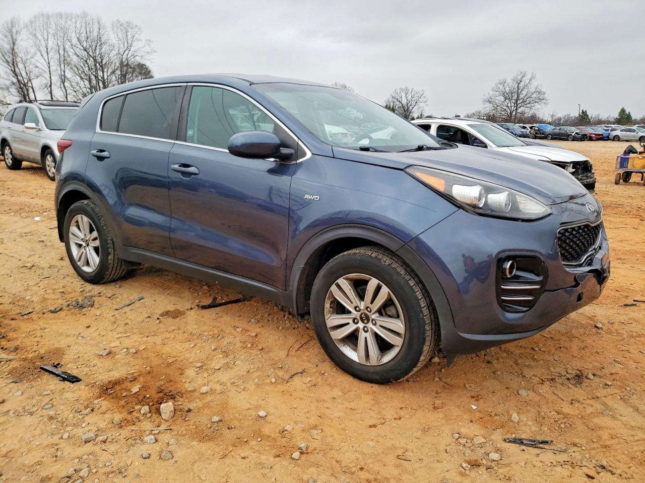2018 KIA SPORTAGE LX photo 4