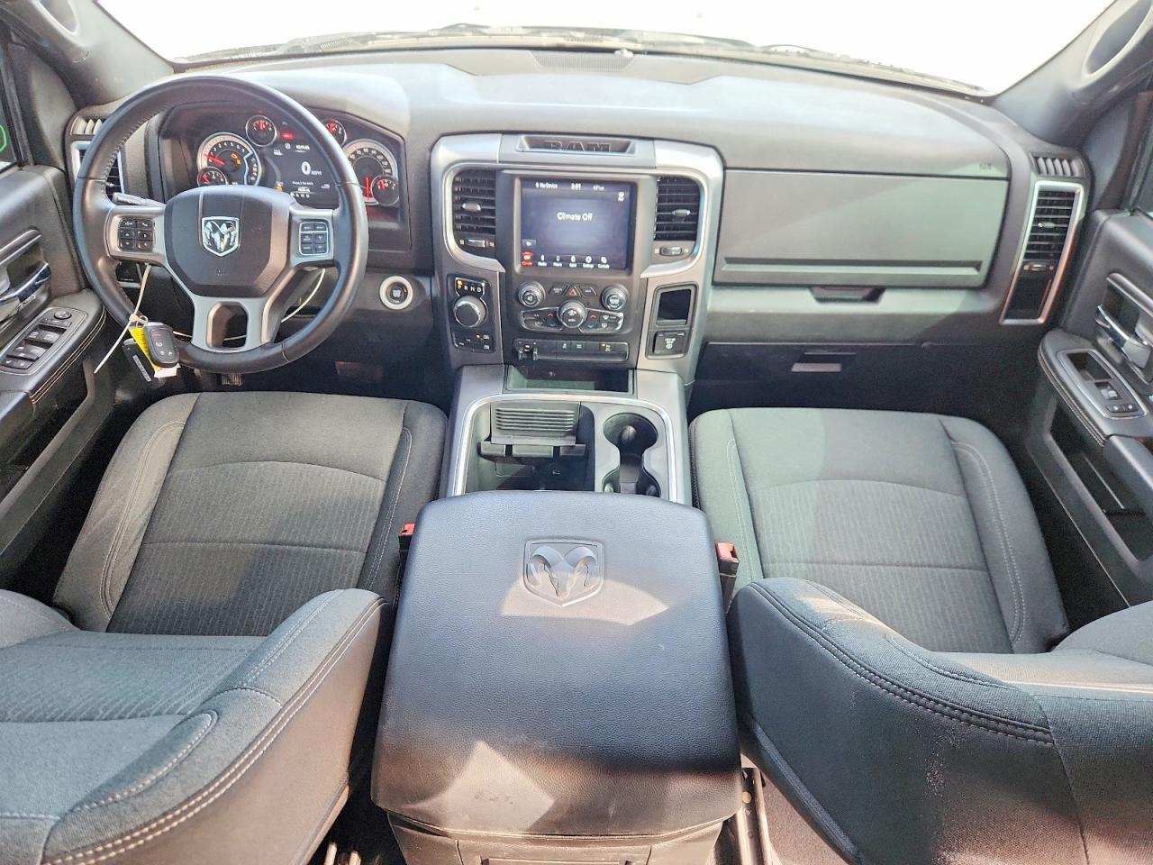 2021 RAM 1500 CLASSIC SLT photo 15