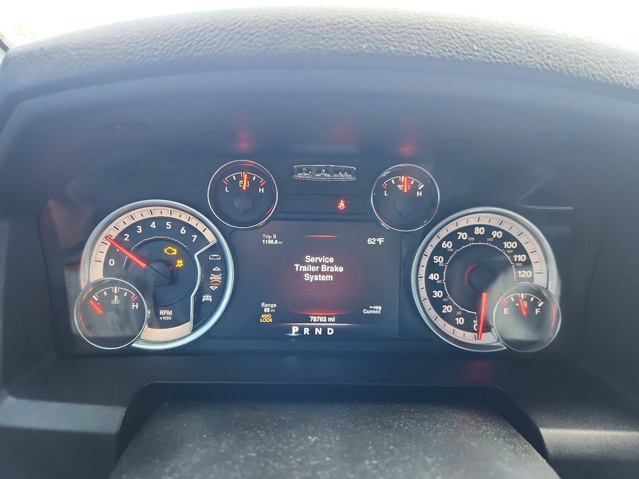 2021 RAM 1500 CLASSIC SLT photo 17