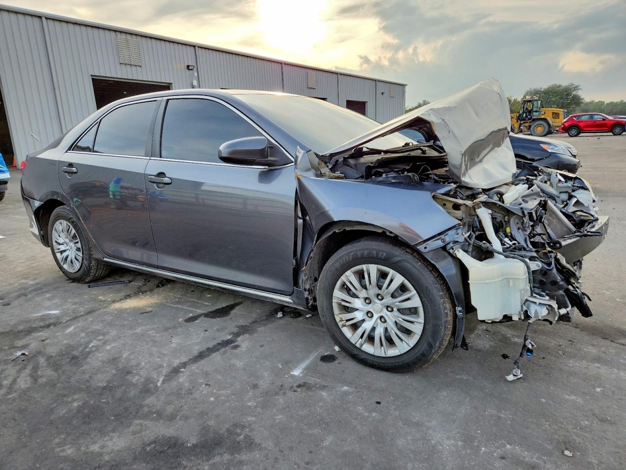 2012 TOYOTA CAMRY BASE photo 4
