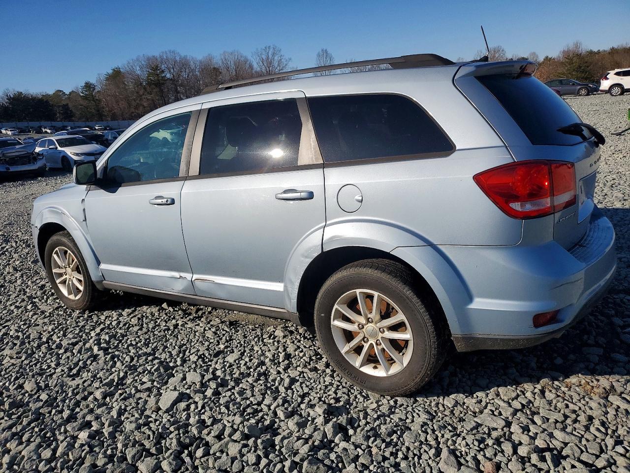 2013 DODGE JOURNEY SXT photo 2