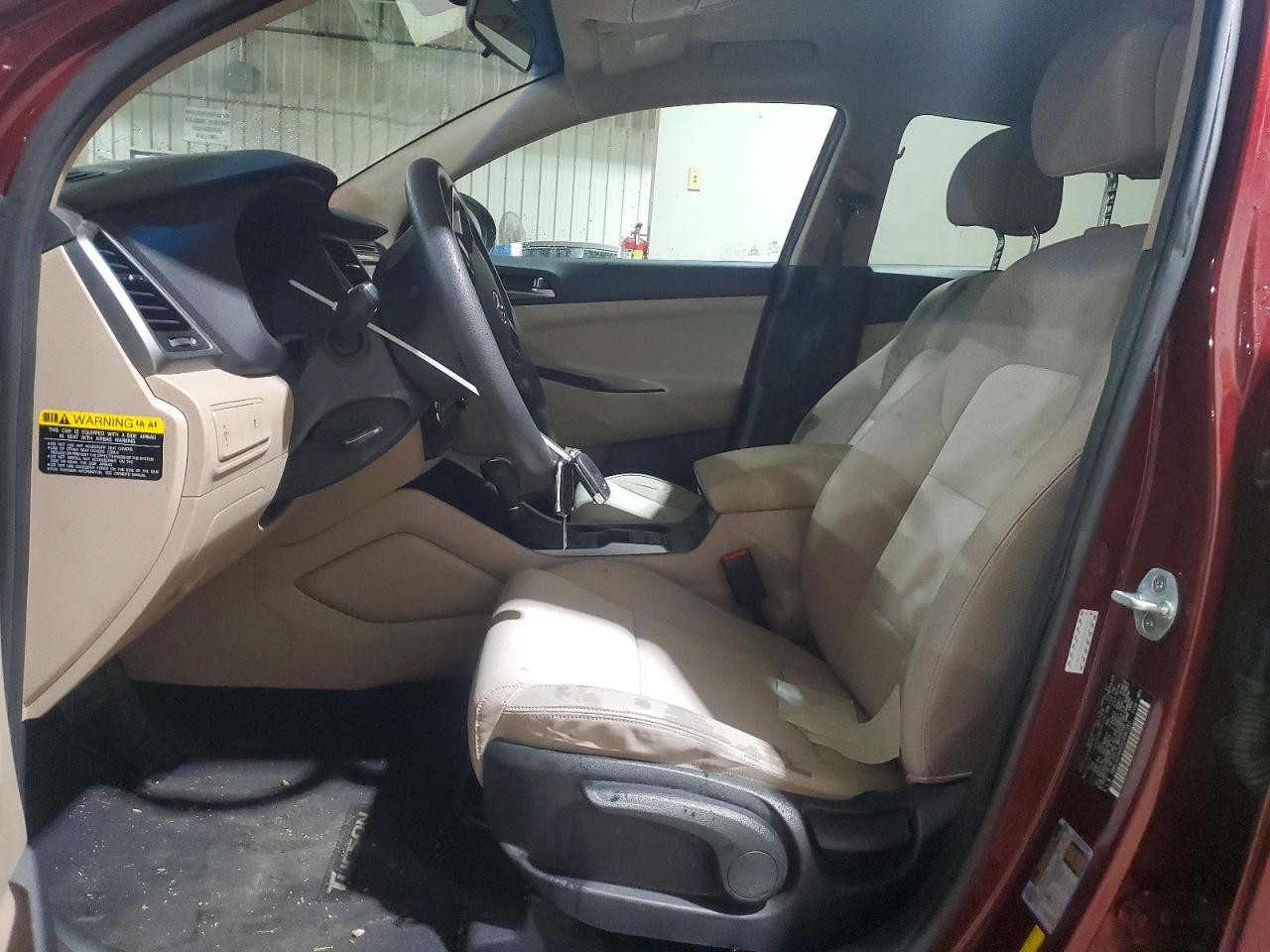 2017 HYUNDAI TUCSON SE photo 7