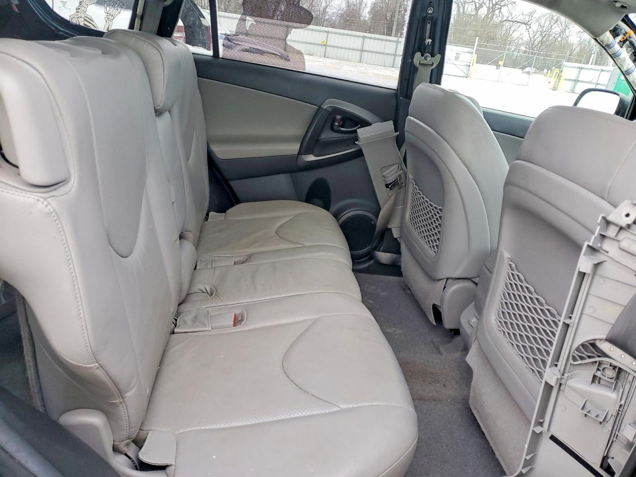 2012 TOYOTA RAV4 LIMITED photo 11