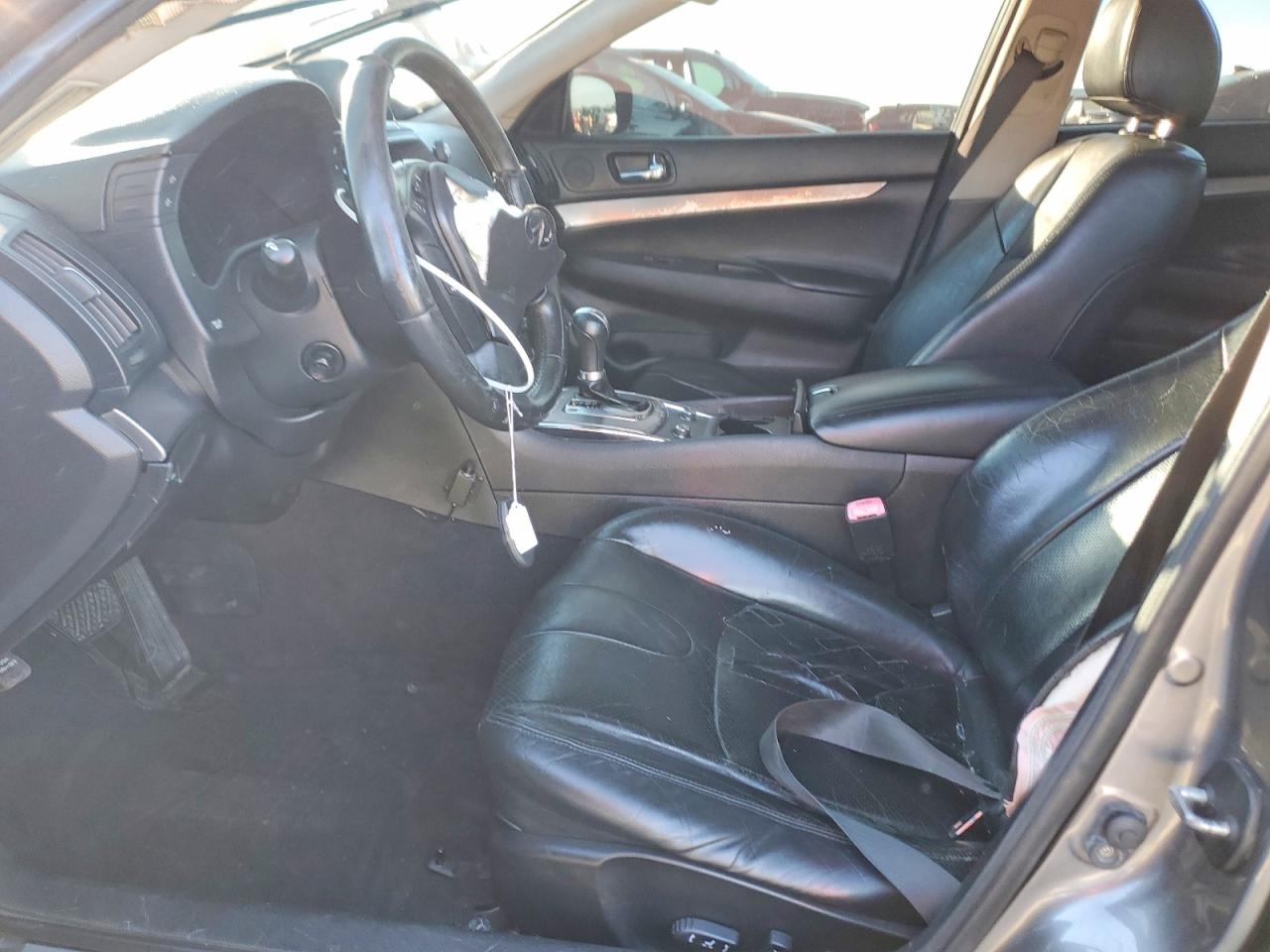 2013 INFINITI G37 BASE photo 7