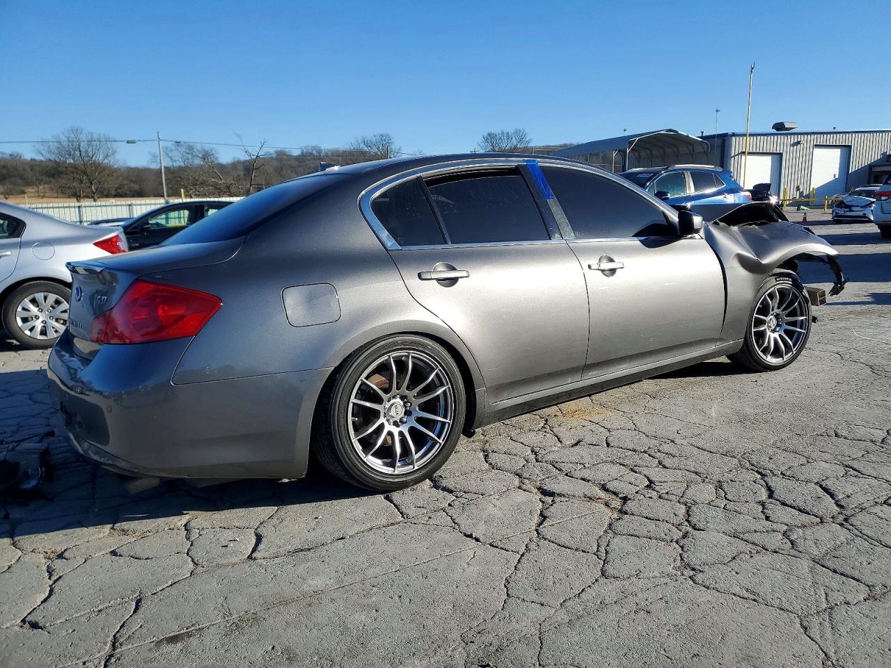 2013 INFINITI G37 BASE photo 3