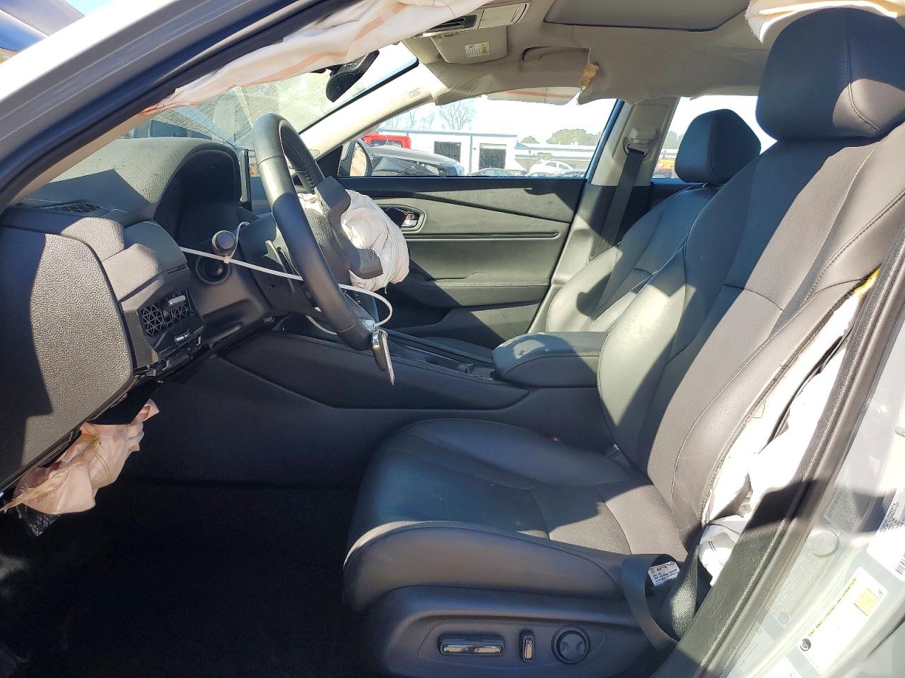 2024 HONDA ACCORD TOURING HYBRID photo 7