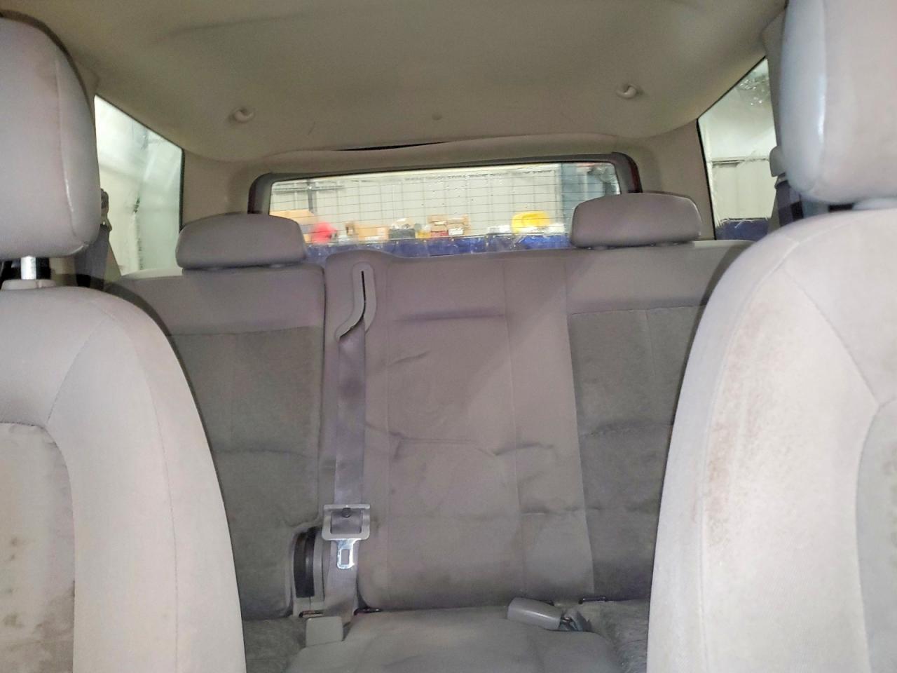 2005 SATURN VUE photo 10