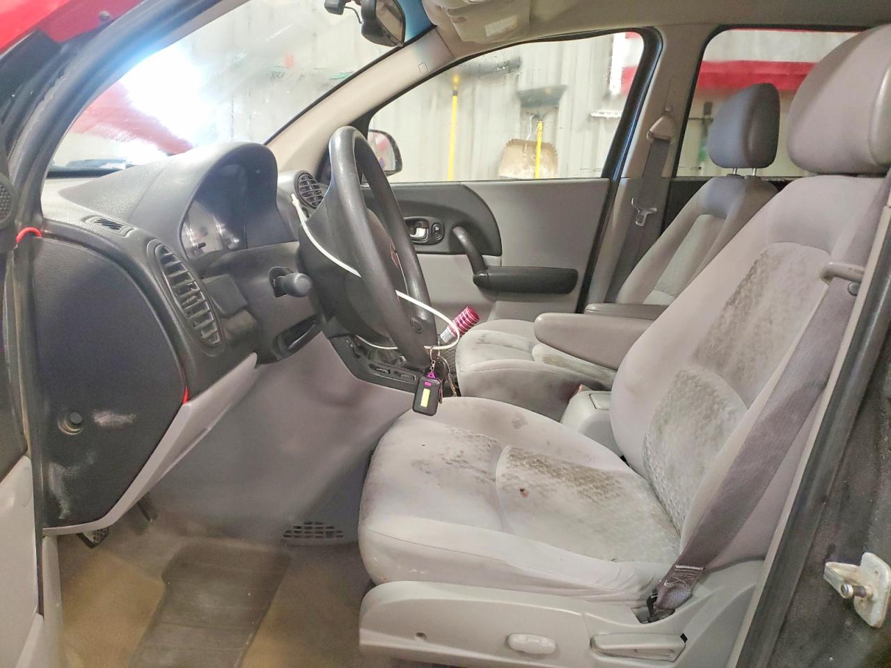 2005 SATURN VUE photo 7