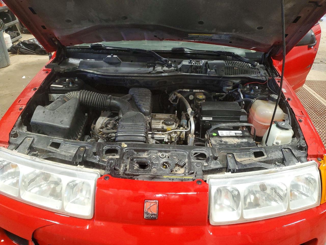 2005 SATURN VUE photo 12