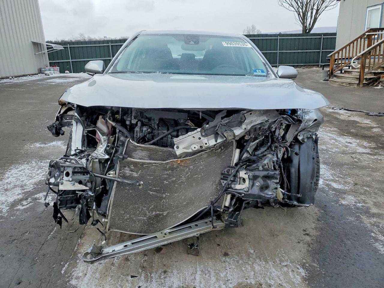 2020 TOYOTA CAMRY LE photo 5