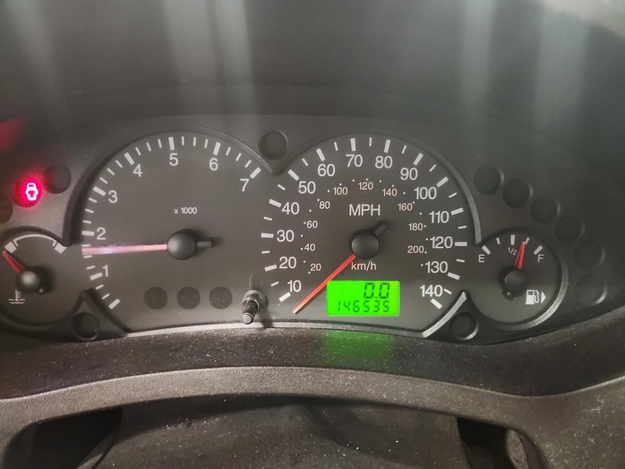 2007 FORD FOCUS ZX4 photo 9