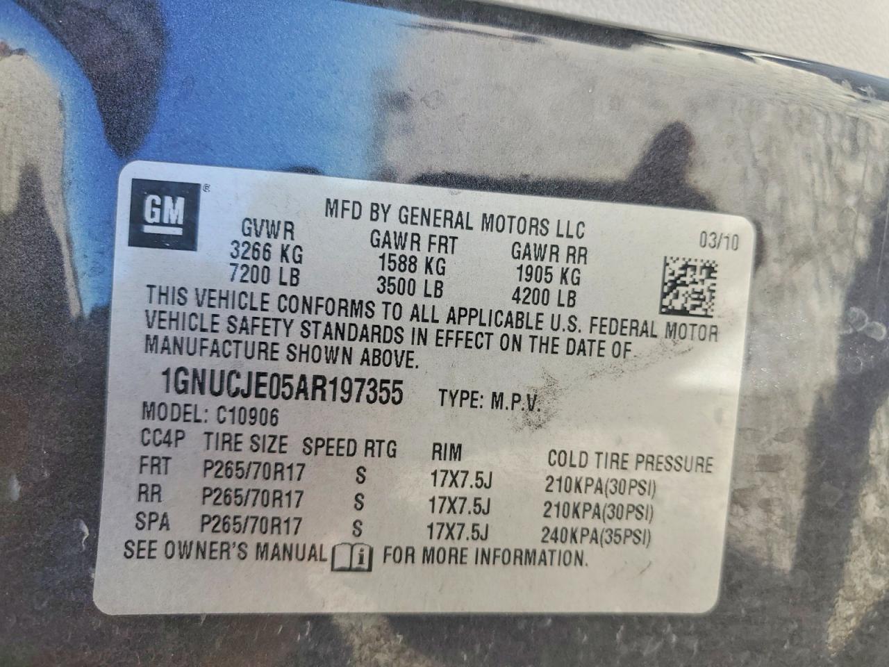 2010 CHEVROLET SUBURBAN C1500 LT photo 13