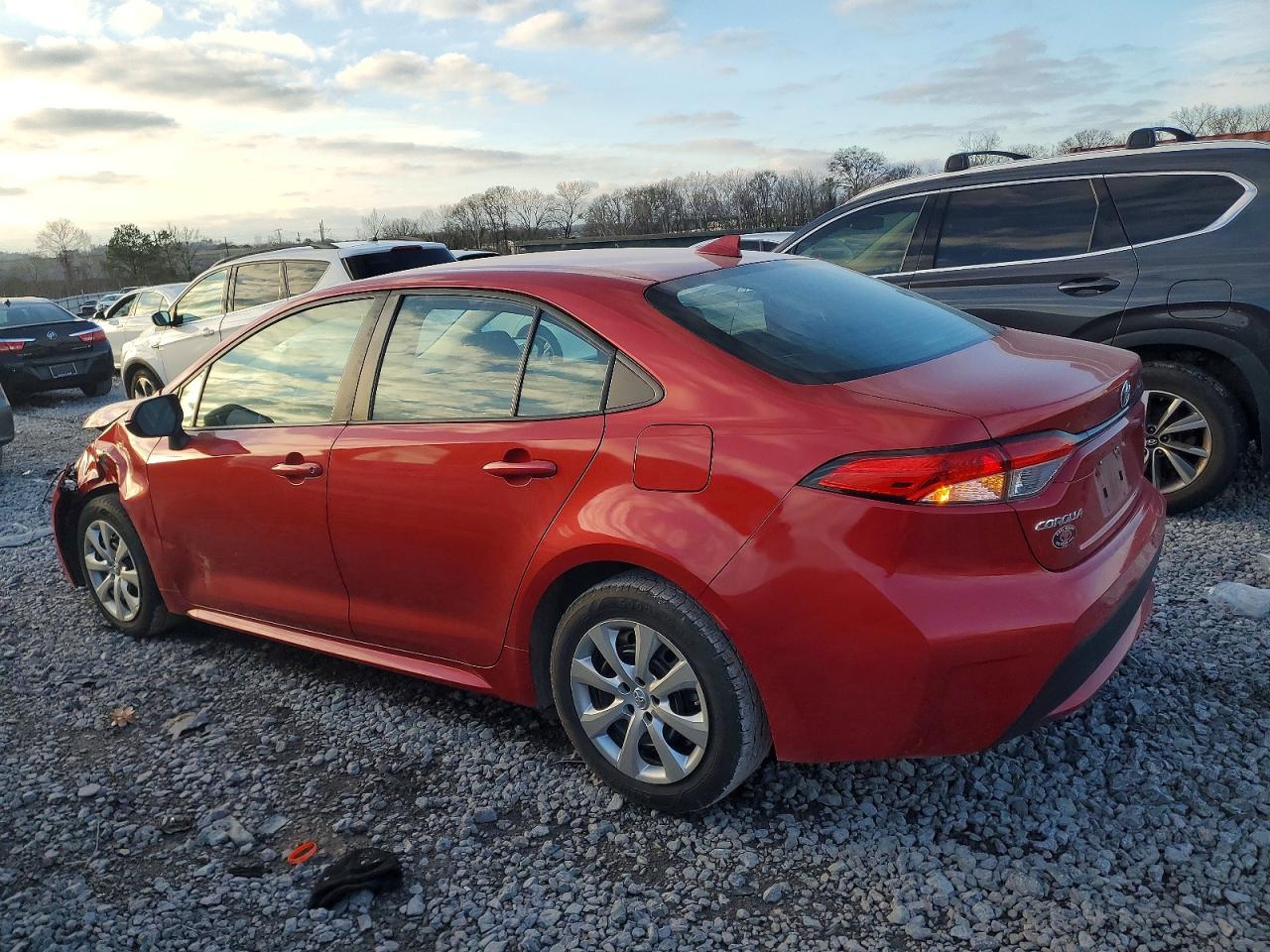 2020 TOYOTA COROLLA LE photo 3