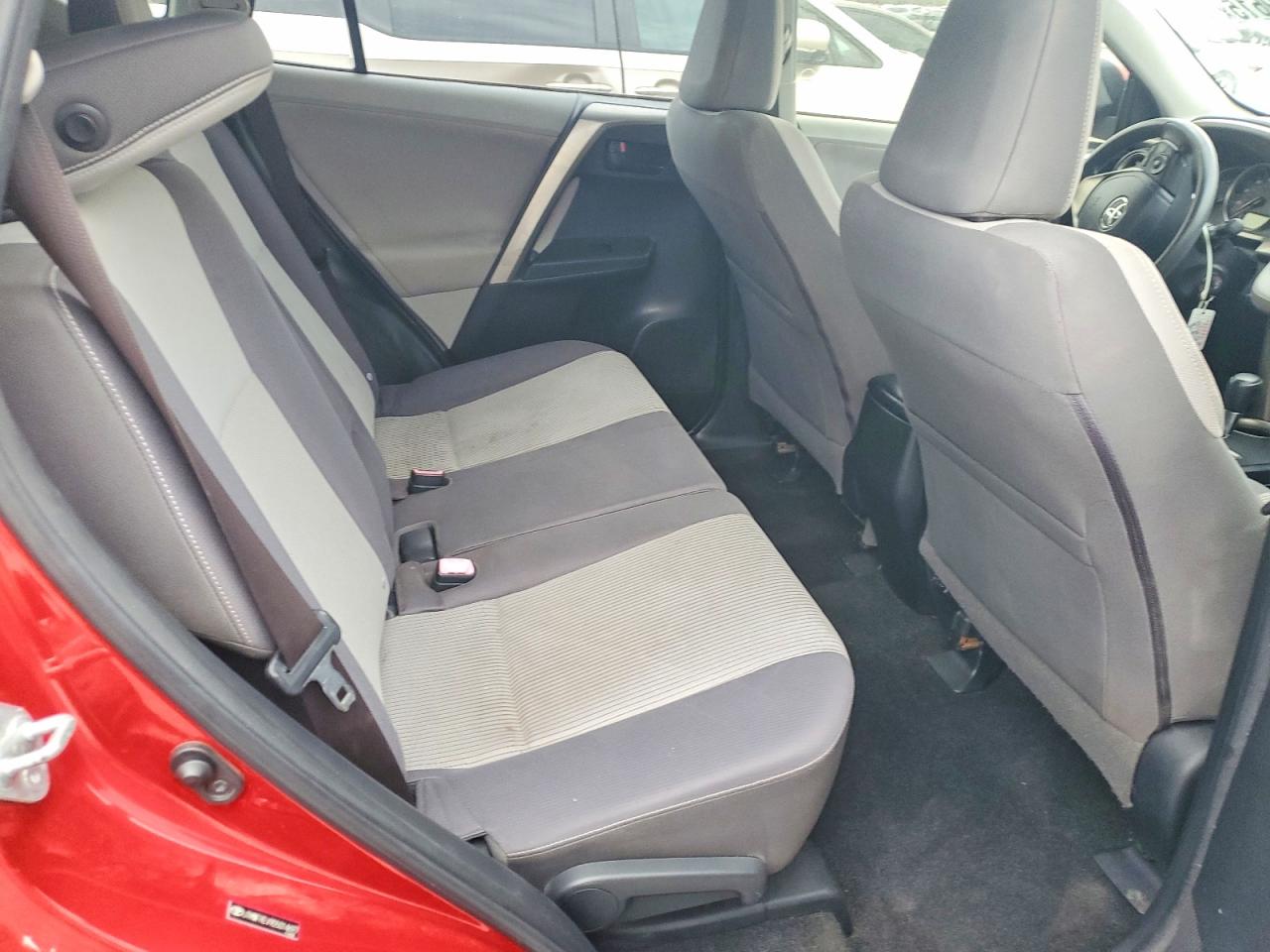 2013 TOYOTA RAV4 XLE photo 11