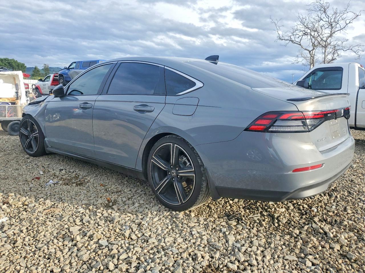 2025 HONDA ACCORD HYBRID SPORT photo 2