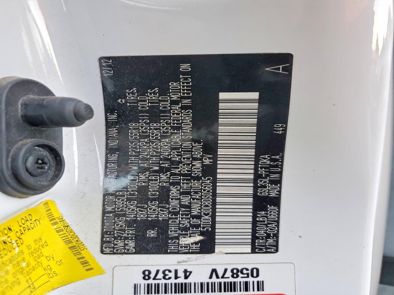 2013 TOYOTA SIENNA XLE photo 13