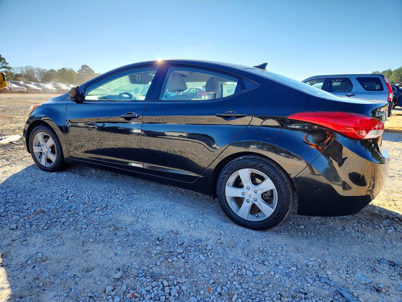 2013 HYUNDAI ELANTRA GLS photo 2