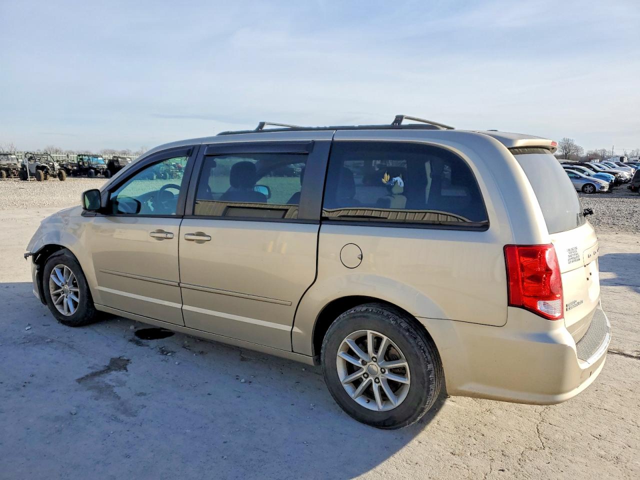 2013 DODGE GRAND CARAVAN SXT photo 2