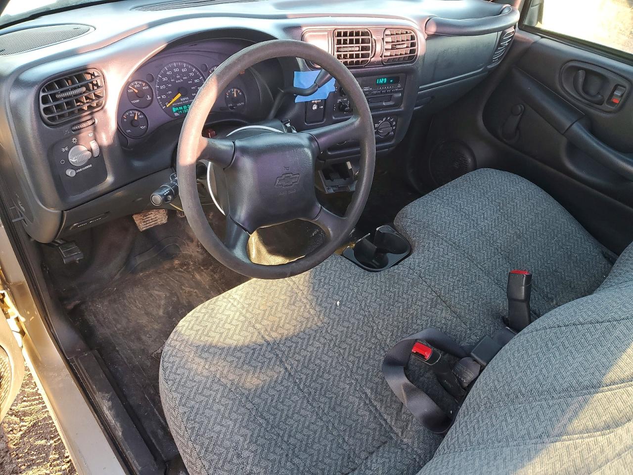 1999 CHEVROLET S TRUCK S10 photo 8