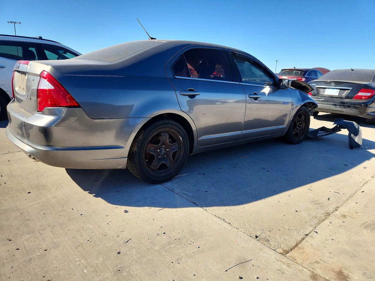 2010 FORD FUSION SE photo 3