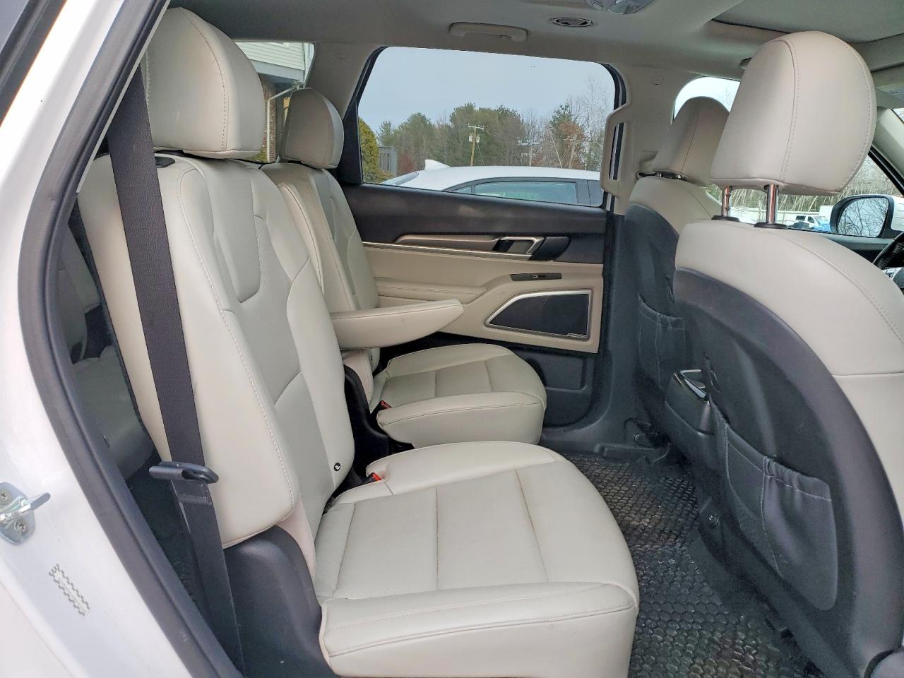 2021 KIA TELLURIDE S photo 11