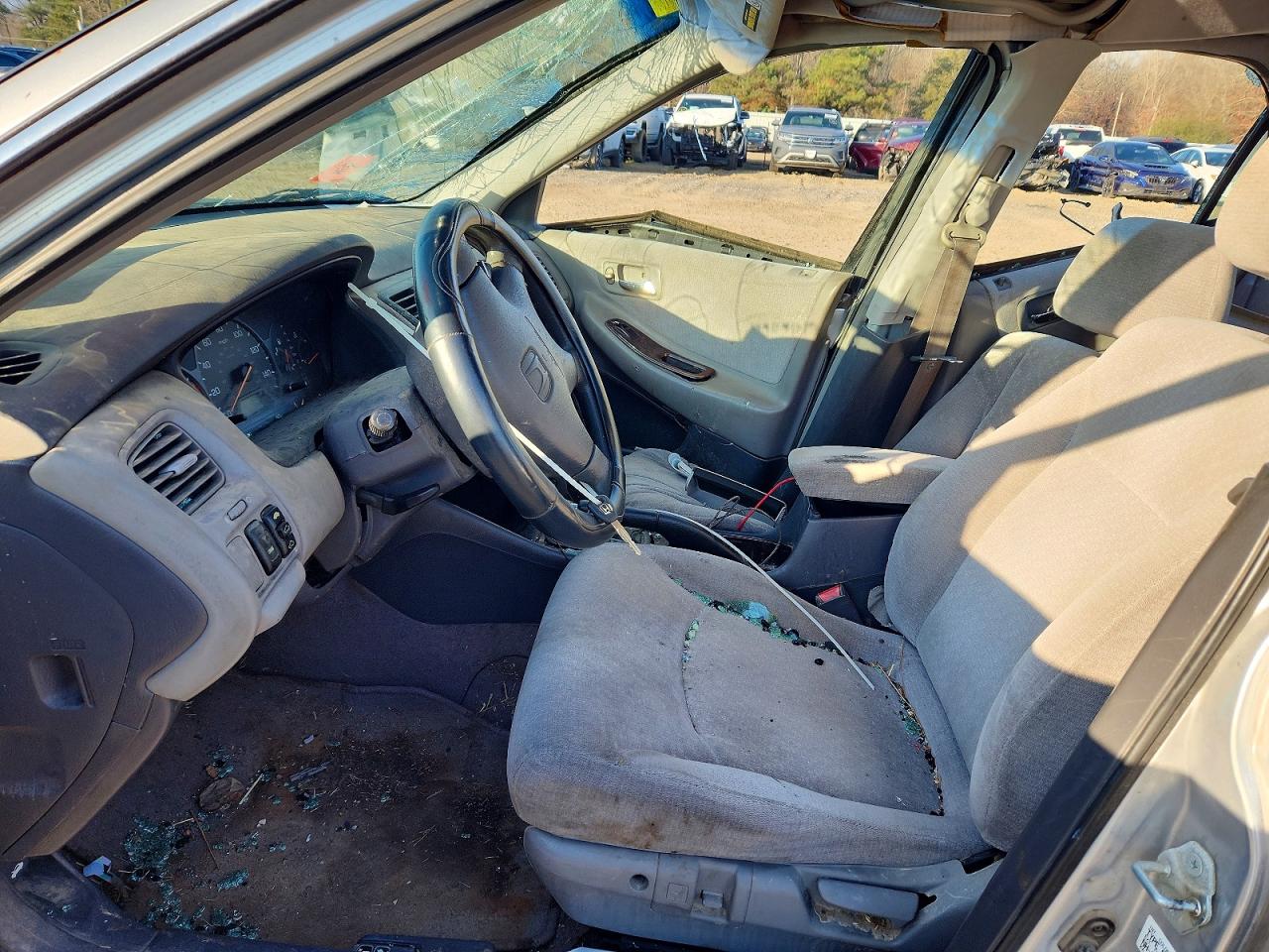 2002 HONDA ACCORD SE photo 7