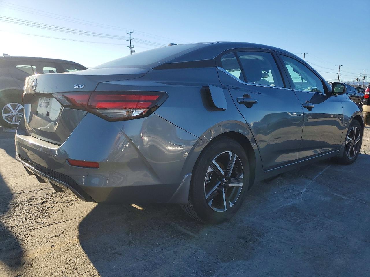 2024 NISSAN SENTRA SV photo 3