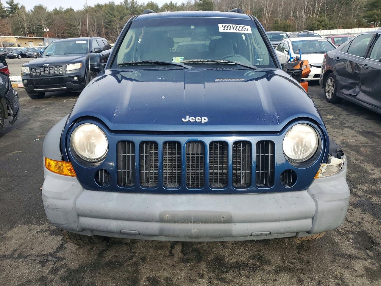 2005 JEEP LIBERTY SPORT photo 5
