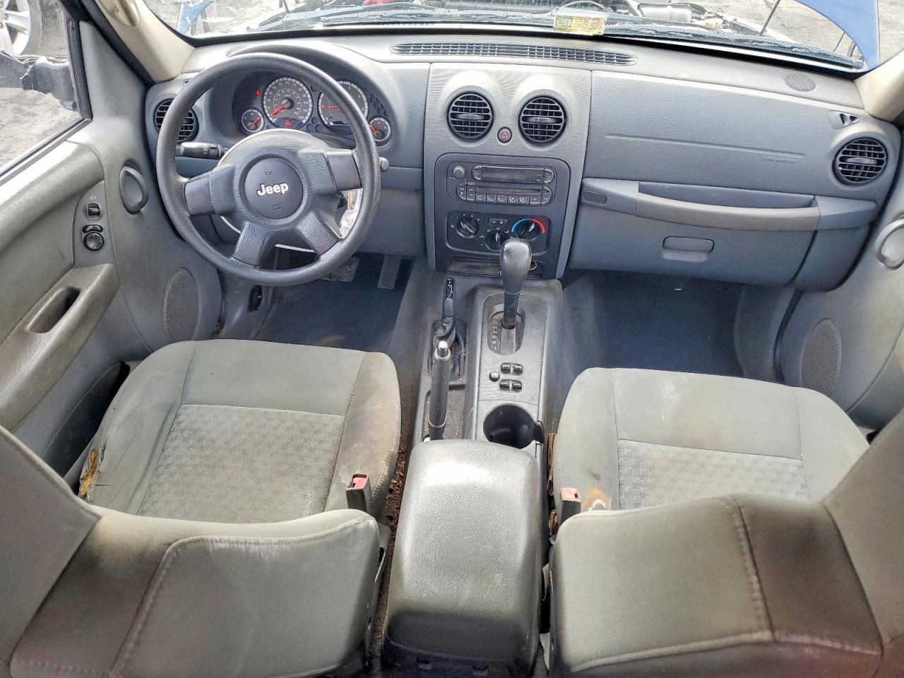 2005 JEEP LIBERTY SPORT photo 8