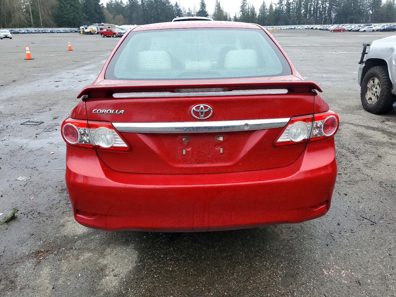 2013 TOYOTA COROLLA BASE photo 6