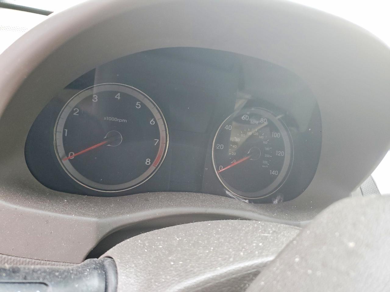2012 HYUNDAI ACCENT GLS photo 9