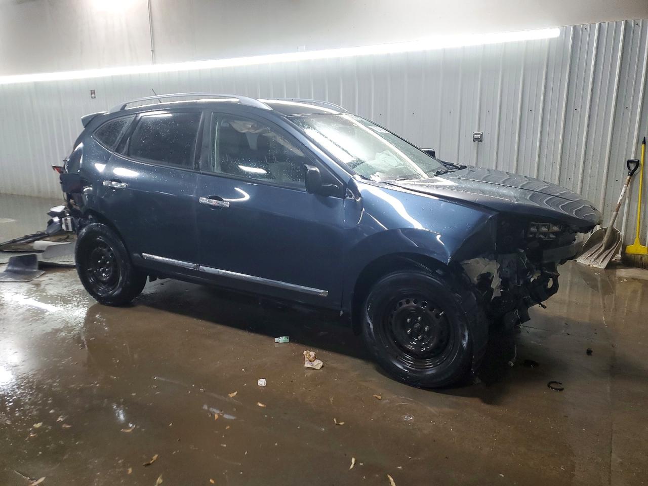 2015 NISSAN ROGUE SELECT S photo 4