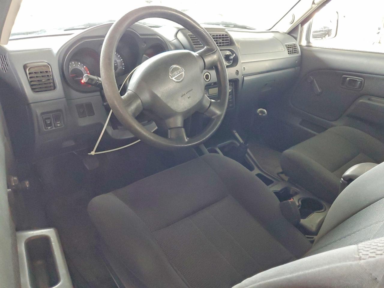 2003 NISSAN FRONTIER KING CAB XE photo 8