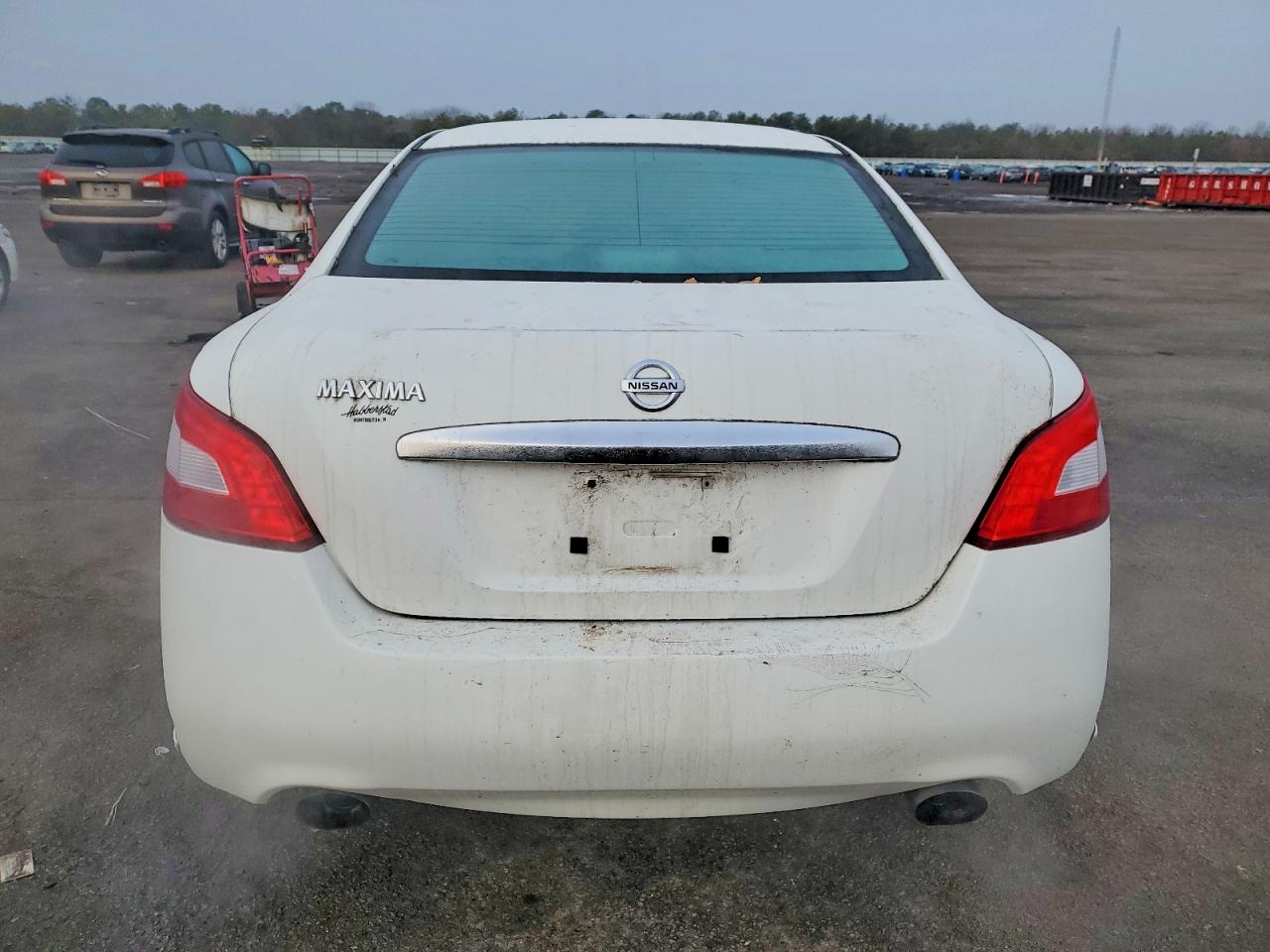 2010 NISSAN MAXIMA S photo 11