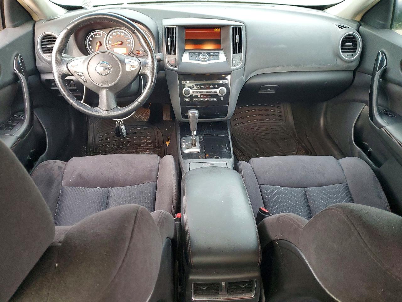 2010 NISSAN MAXIMA S photo 15