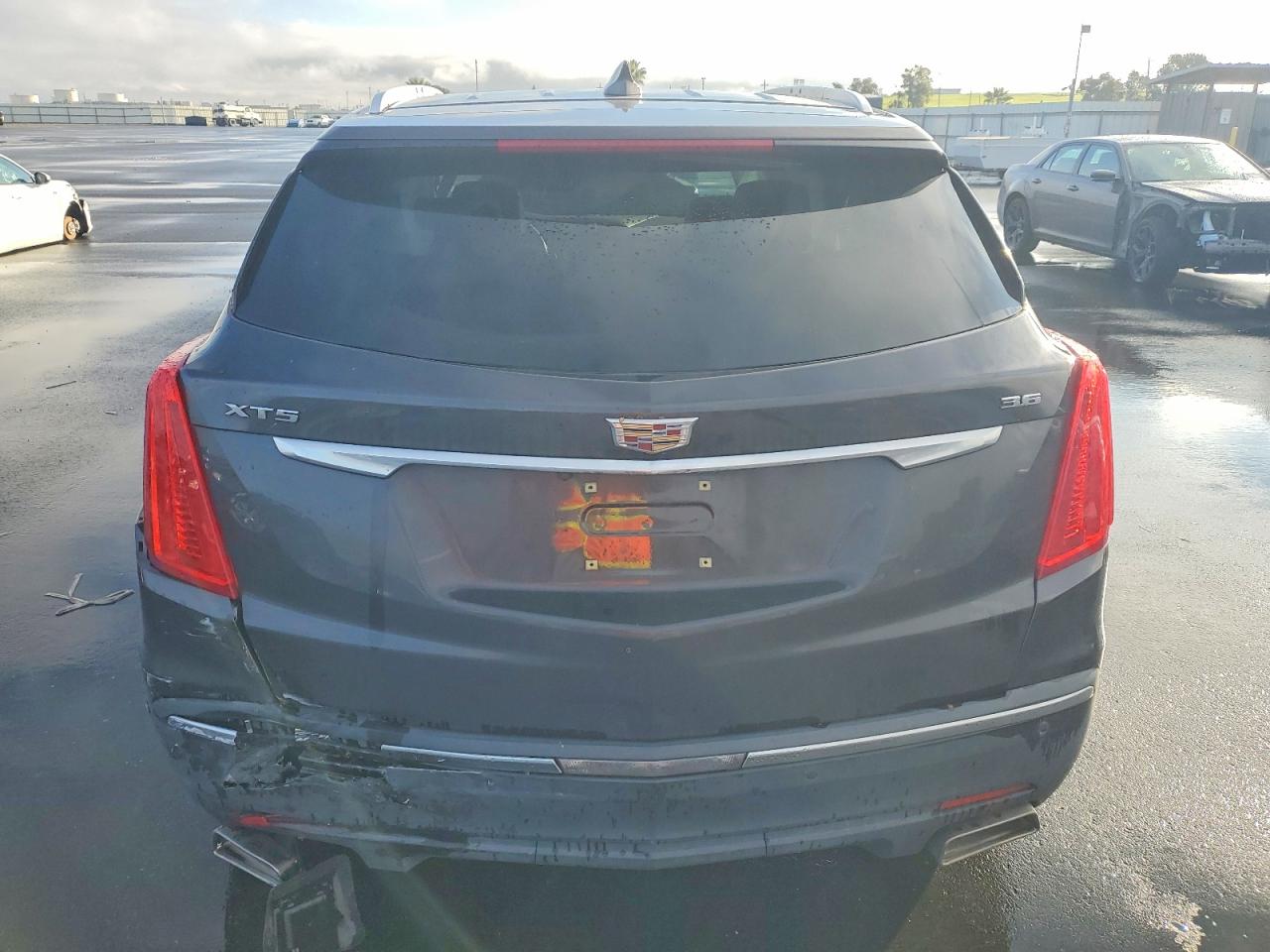 2017 CADILLAC XT5 LUXURY photo 6