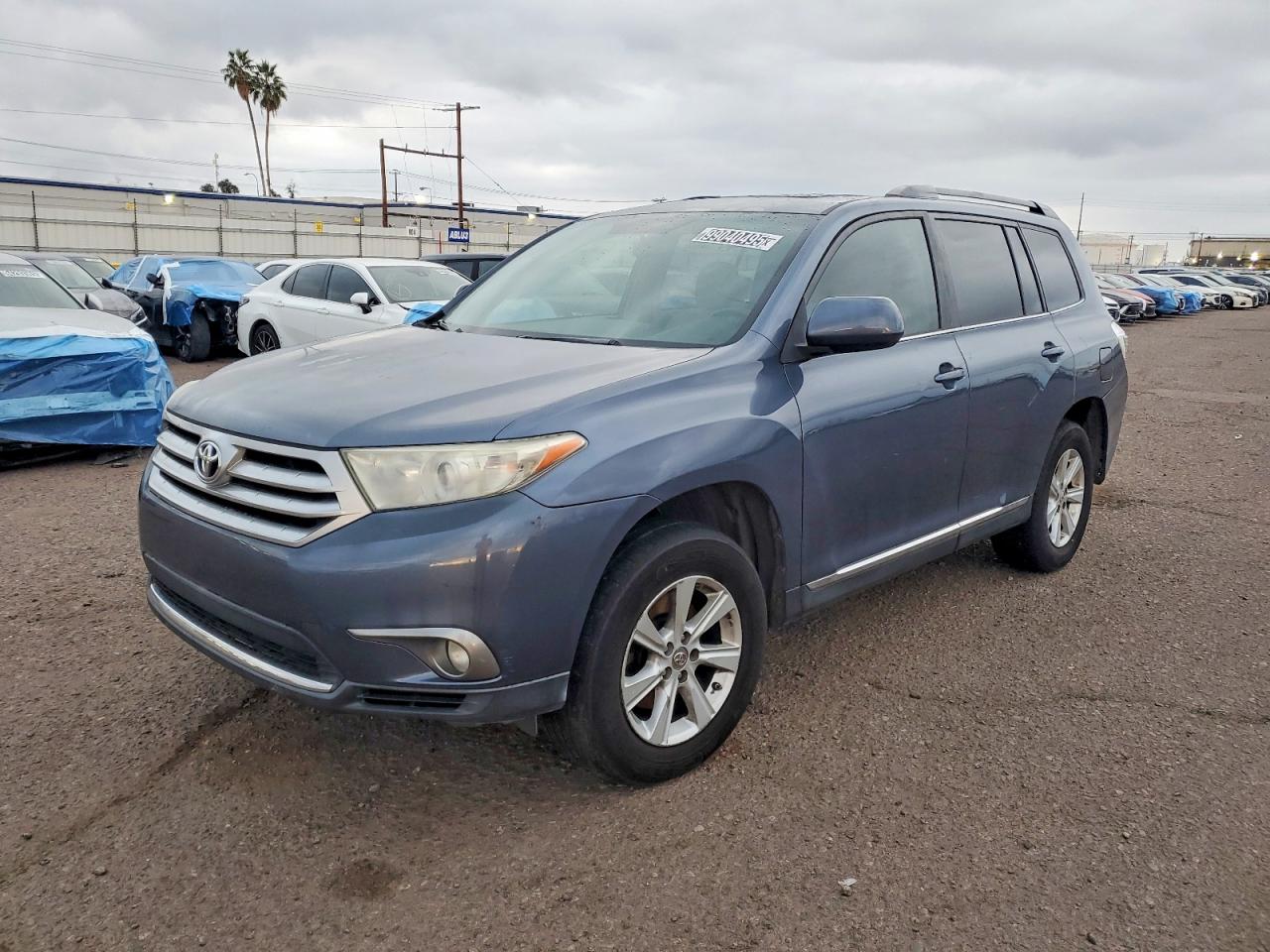 2011 TOYOTA HIGHLANDER