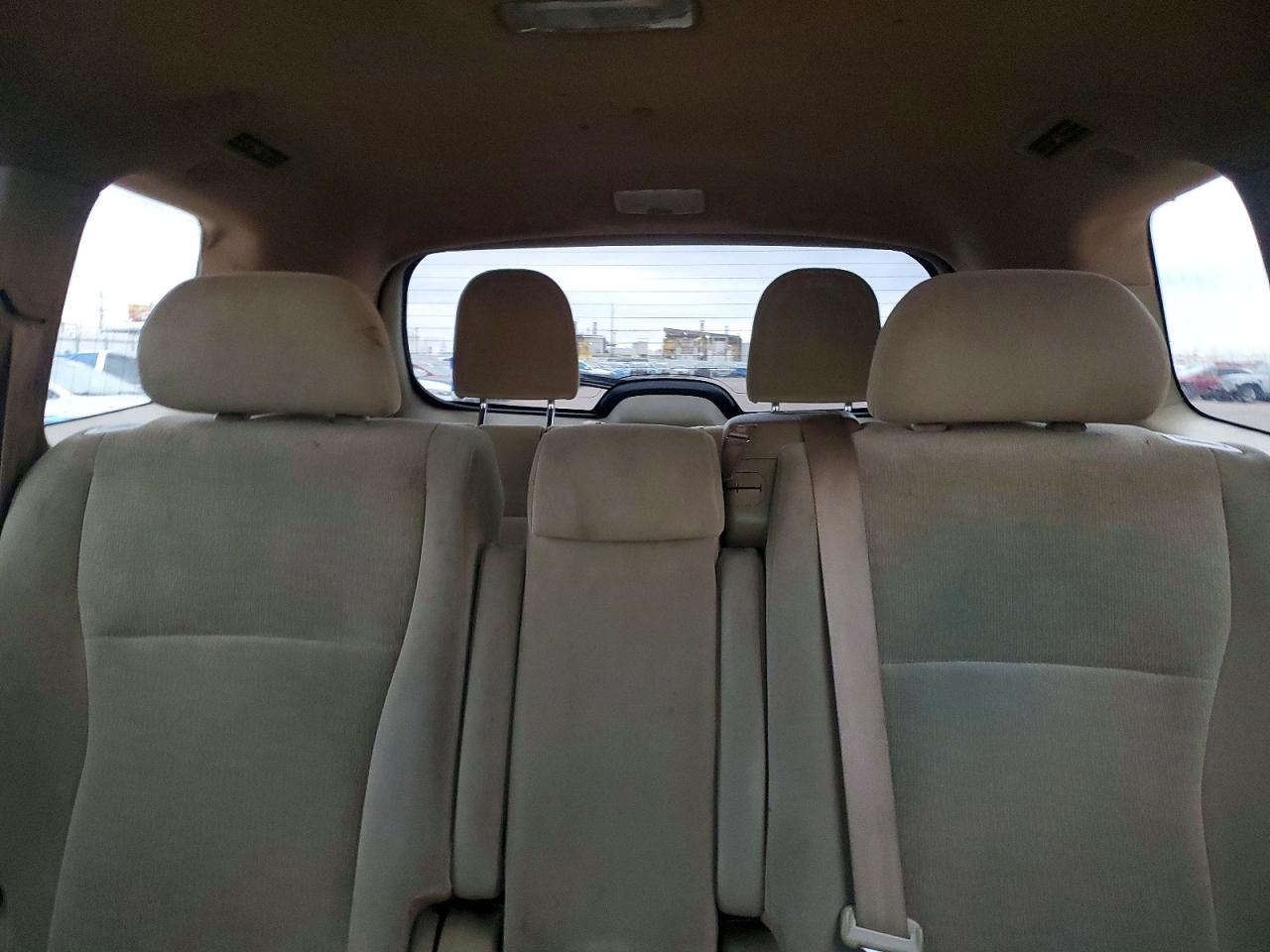 2011 TOYOTA HIGHLANDER BASE photo 19