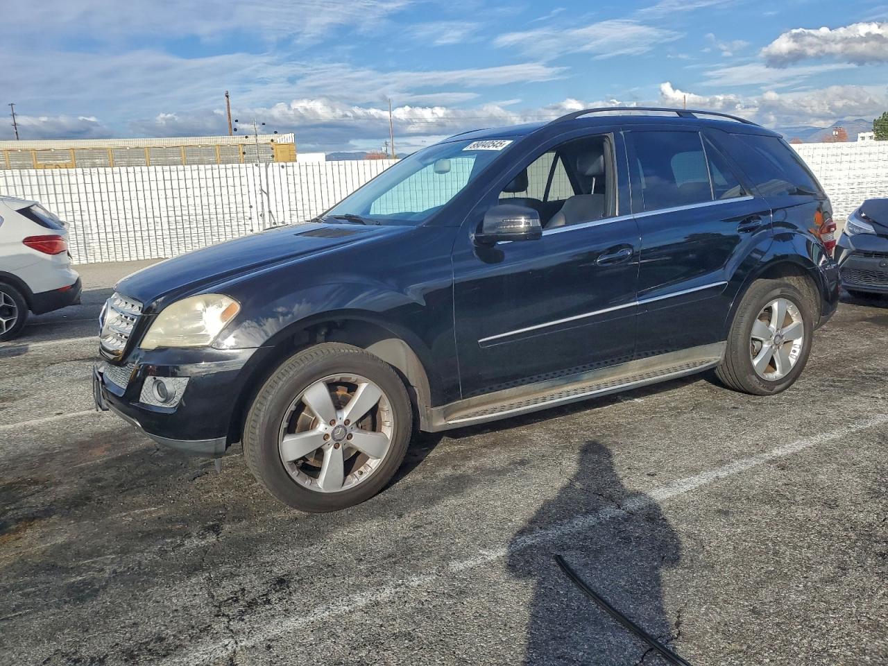 2011 MERCEDES-BENZ ML