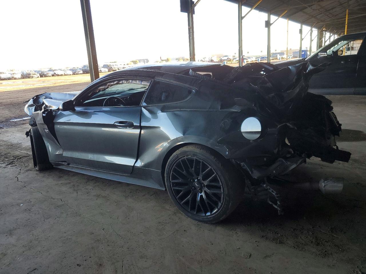 2017 FORD MUSTANG GT photo 3