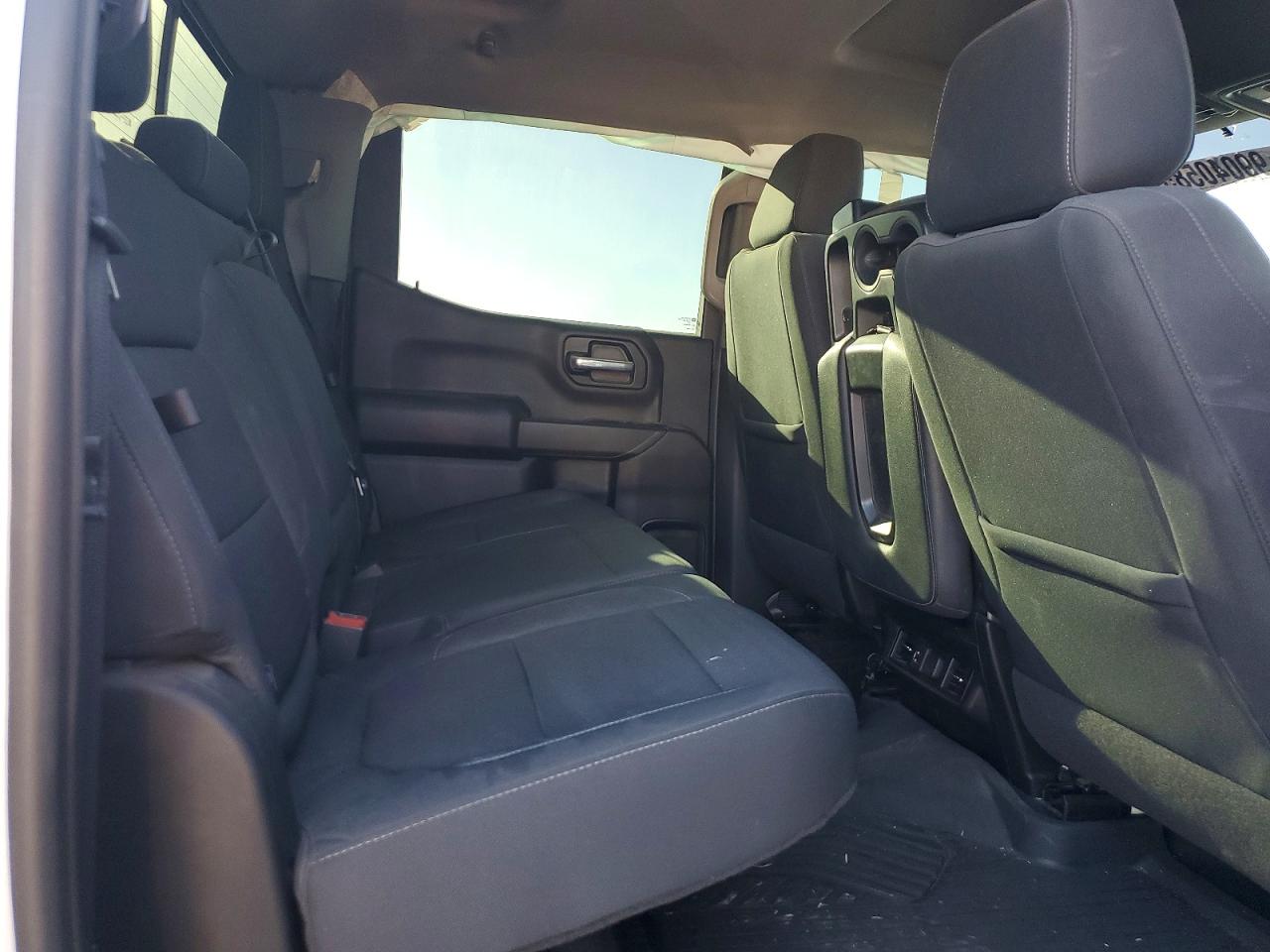 2021 CHEVROLET SILVERADO K1500 LT photo 10