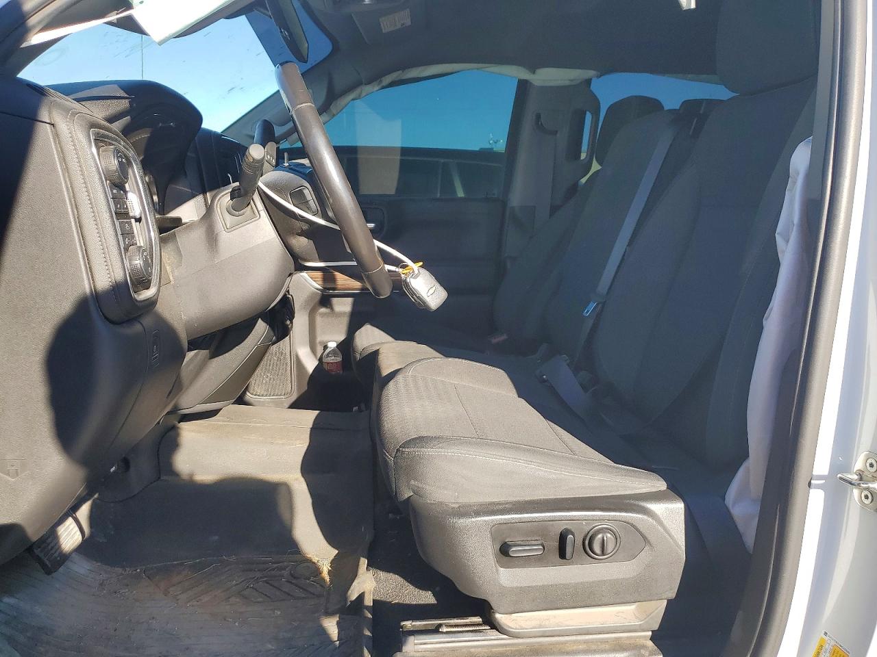 2021 CHEVROLET SILVERADO K1500 LT photo 7