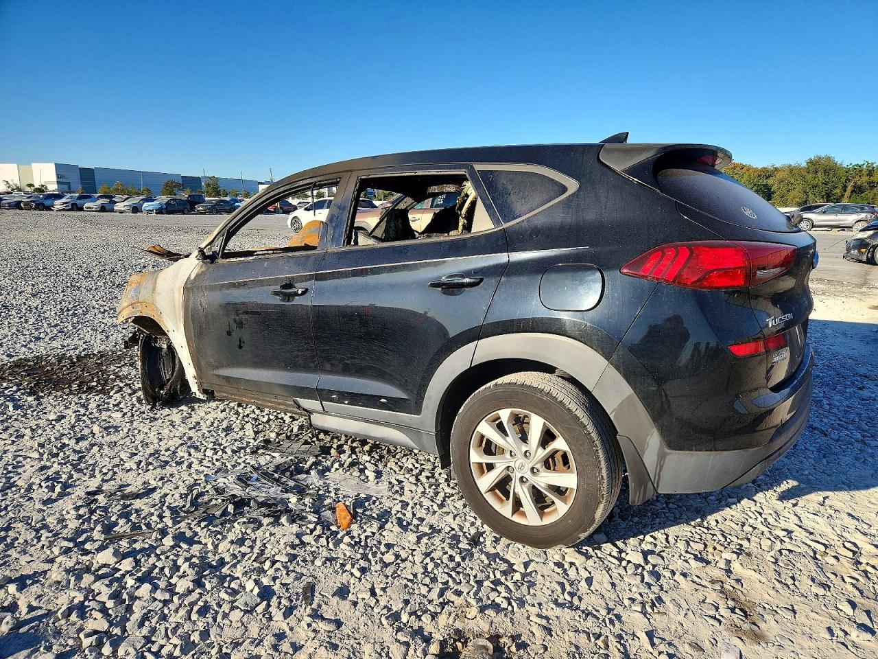 2020 HYUNDAI TUCSON SE photo 3