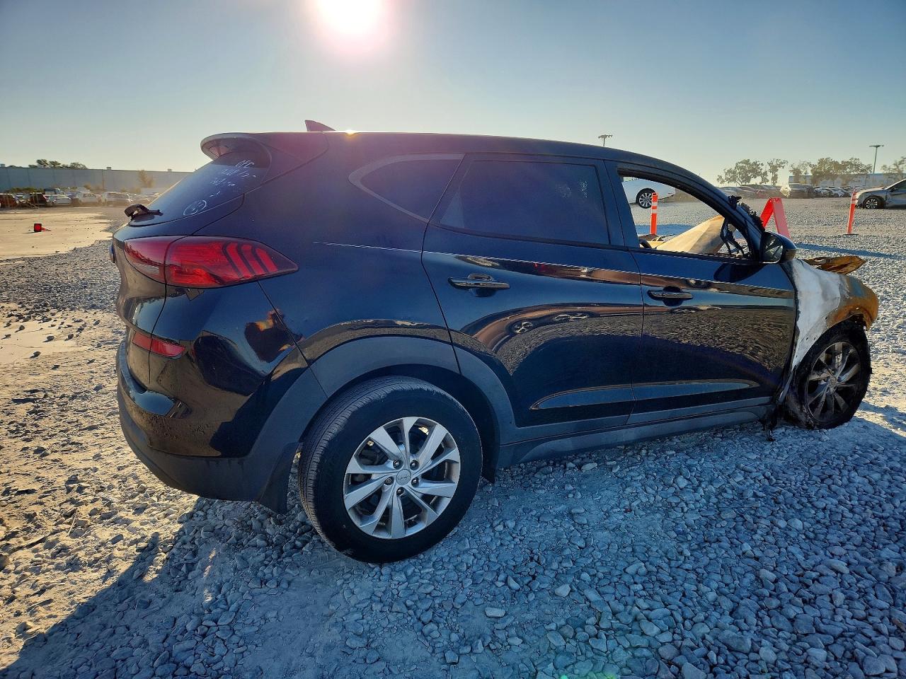 2020 HYUNDAI TUCSON SE photo 5