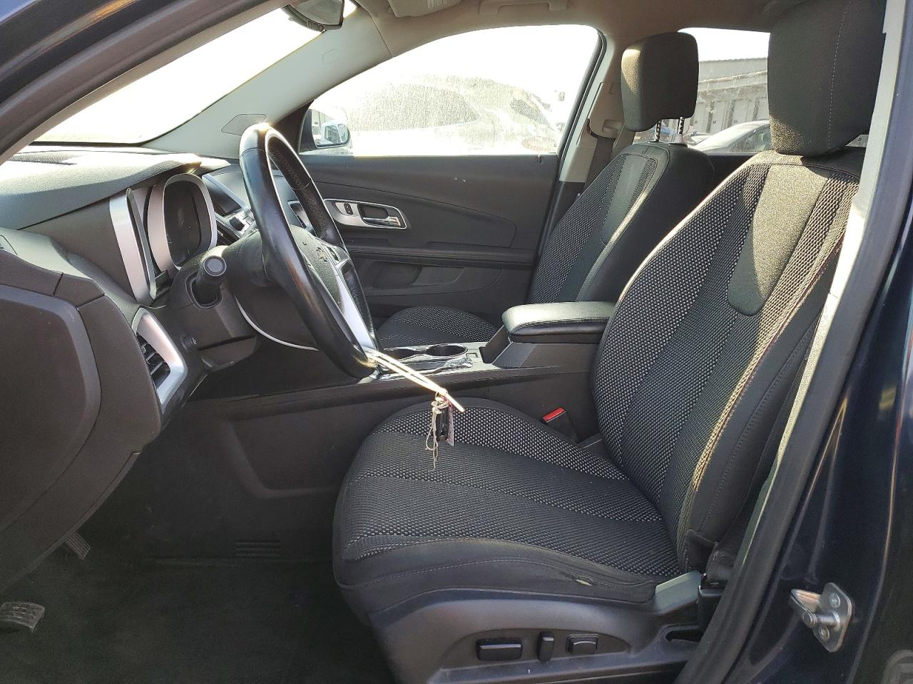 2017 CHEVROLET EQUINOX LT photo 7